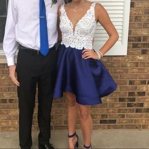 Size 2 dress, worn once. Perfect homecoming dress